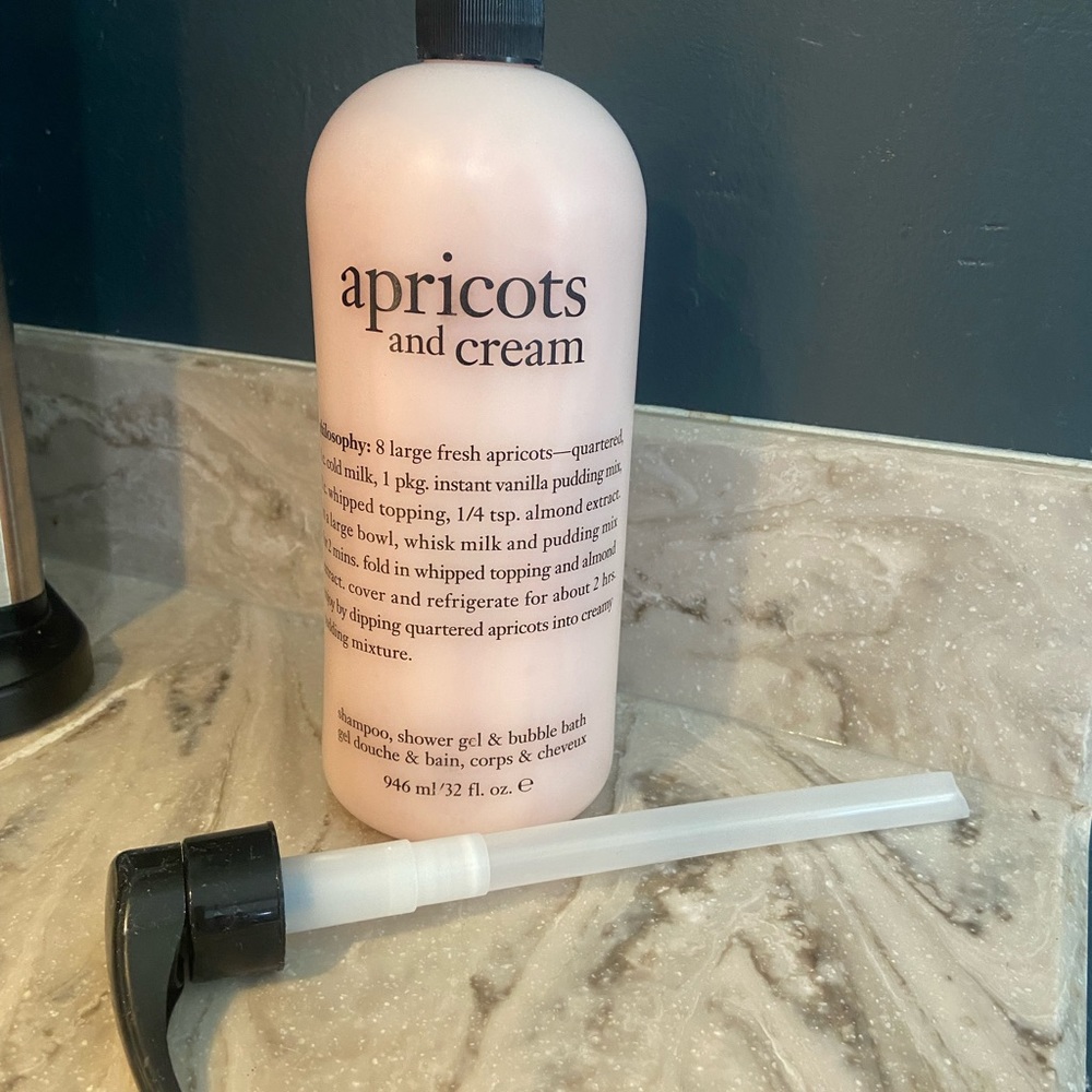 Philosophy 32 oz. Apricots and Cream 3-in-1 shower gel